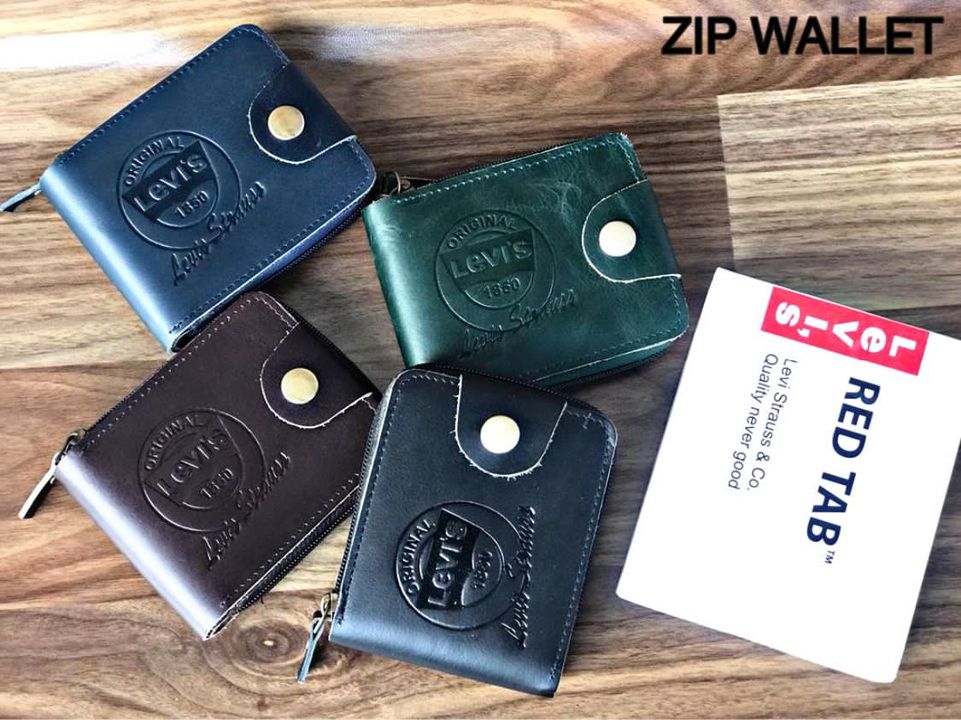 Atmt
*
CHAIN ZIP WALLET
100% leather

Multispace button lock
With brand box uploaded by XENITH D UTH WORLD on 3/12/2022