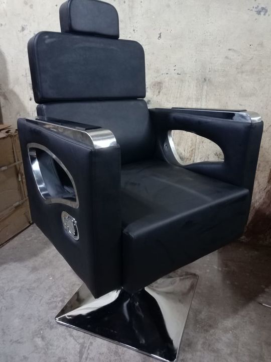Salon chair  uploaded by business on 3/12/2022