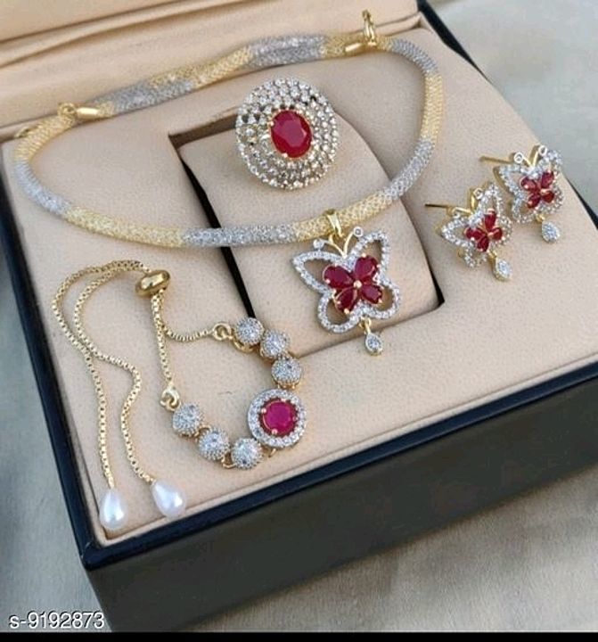 Fantastic jwellery sets uploaded by Varad Fasion Collection on 10/13/2020