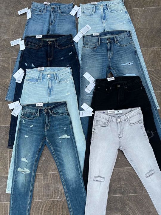 Jeans uploaded by business on 3/15/2022