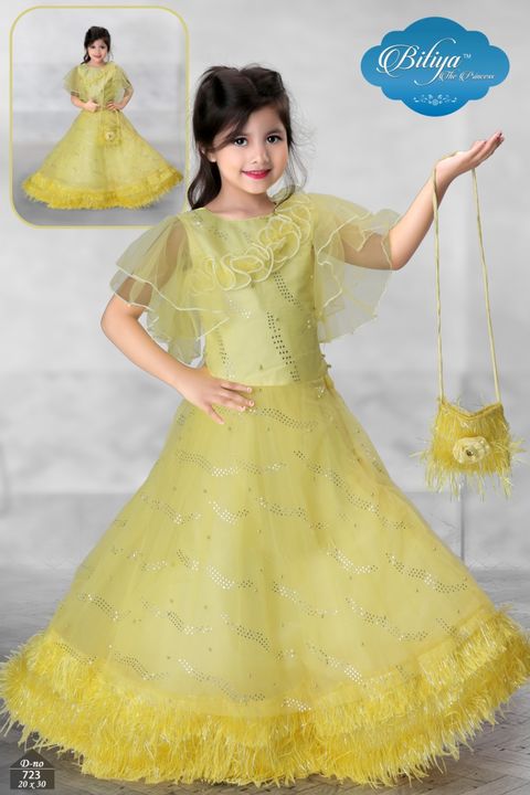 Post image I want 6 pieces of Lahanga choli, gown, baby frock.