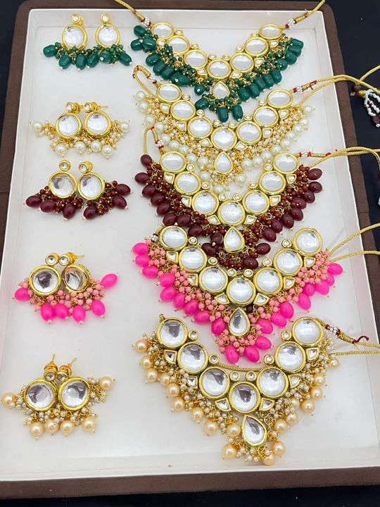 Kundan necklace uploaded by Guru Gi Jewellery House on 3/17/2022