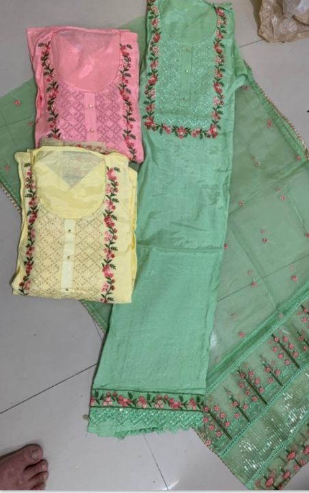 Product uploaded by Cloth and mnihari on 3/18/2022