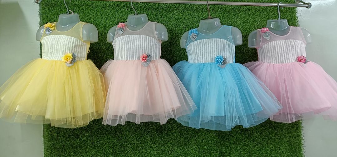 Product image with ID: girls-frock-c4dc66d4