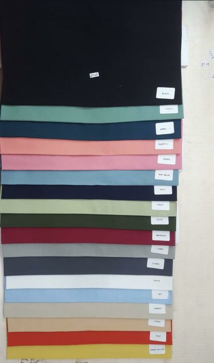 Post image Double twill
155 gsm 
97 rs yard