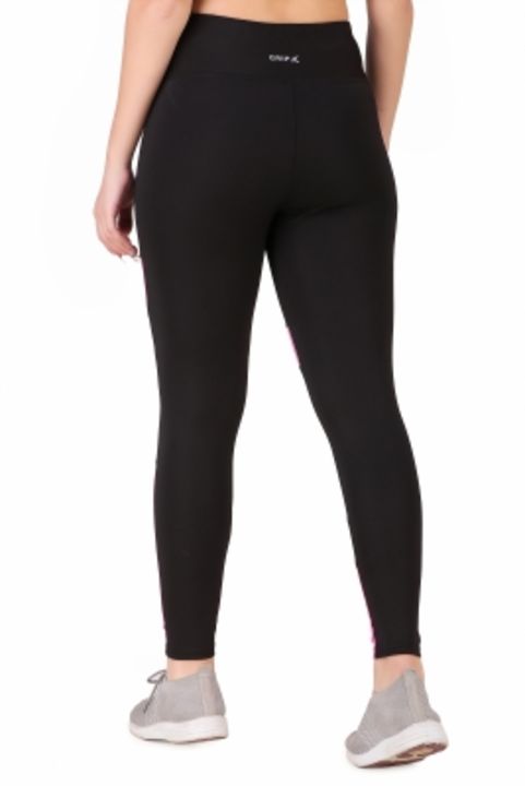 WestFit Solid Women Black, Grey Tights

Size: S, M, L

Activewear Tights

Women Tights

l uploaded by Md Store on 3/20/2022