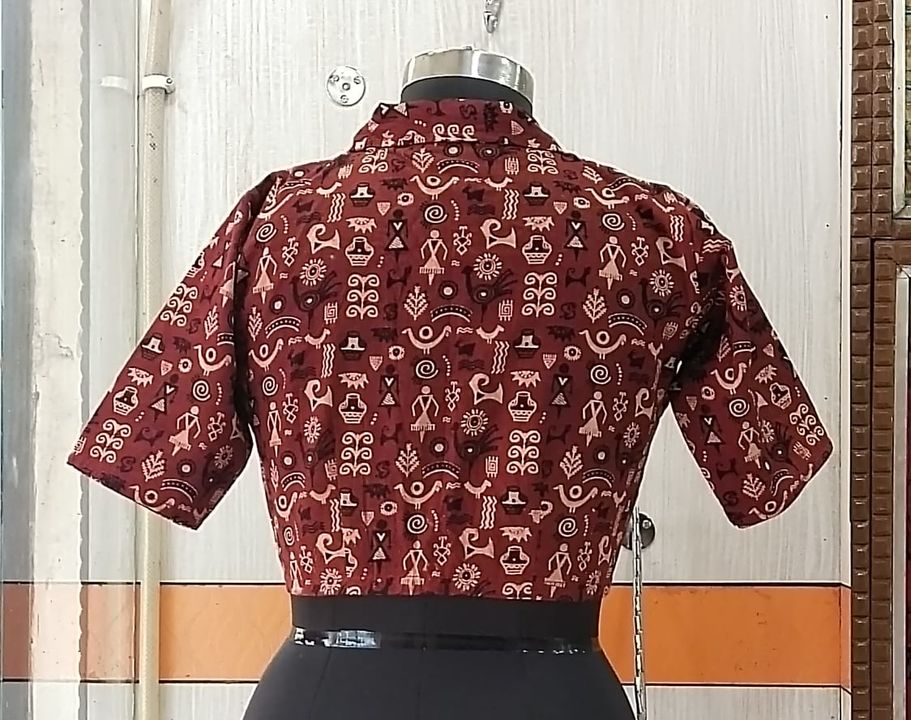 Post image Ajrak blouse with colar 
Size 32 upto 38 alter available
C