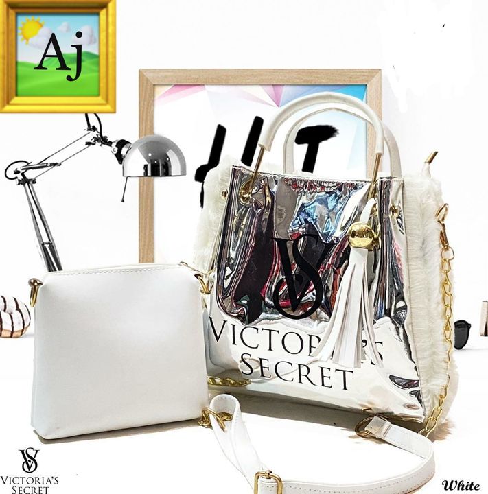 Victoria secret 2 pc set uploaded by business on 3/23/2022