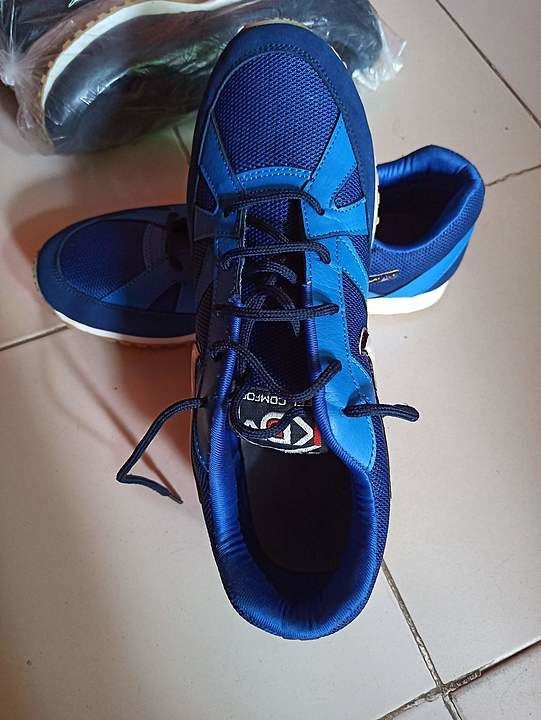 KDM men running shoes uploaded by business on 10/15/2020