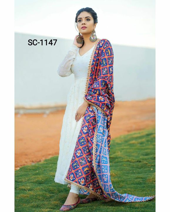 Beautiful gown with dupatta uploaded by Sharma studio on 3/25/2022