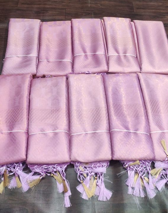 Copper softy silk saree uploaded by Kora muslin,linen, copper silk , on 3/26/2022