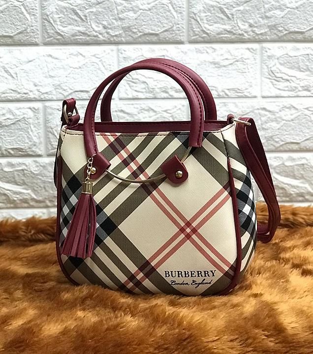Post image *BURBERRY*

*Handy + Slings*

2 Zippers

Can accommodate your necessities like Mobile 📱, keys 🔑, cash 💵, card 💳, etc

*Superb Quality 😍😍*

Classy Colors 💙

*Only for 450+$ ₹ 💃🏻💃🏻*