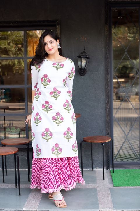 Kurti with skirt uploaded by Purvinika creations  on 3/27/2022