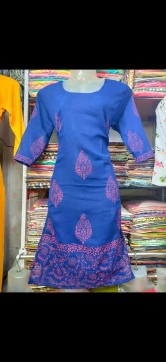Post image Kurti 500 pice available low range 
One shot deal intrested person call me 
77118059447