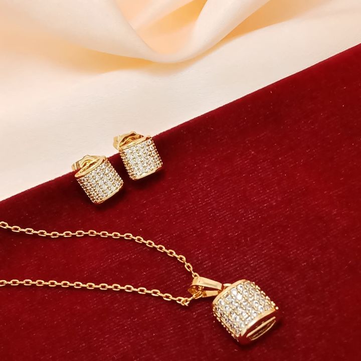Post image 18k gold plated sets 450 rupees.