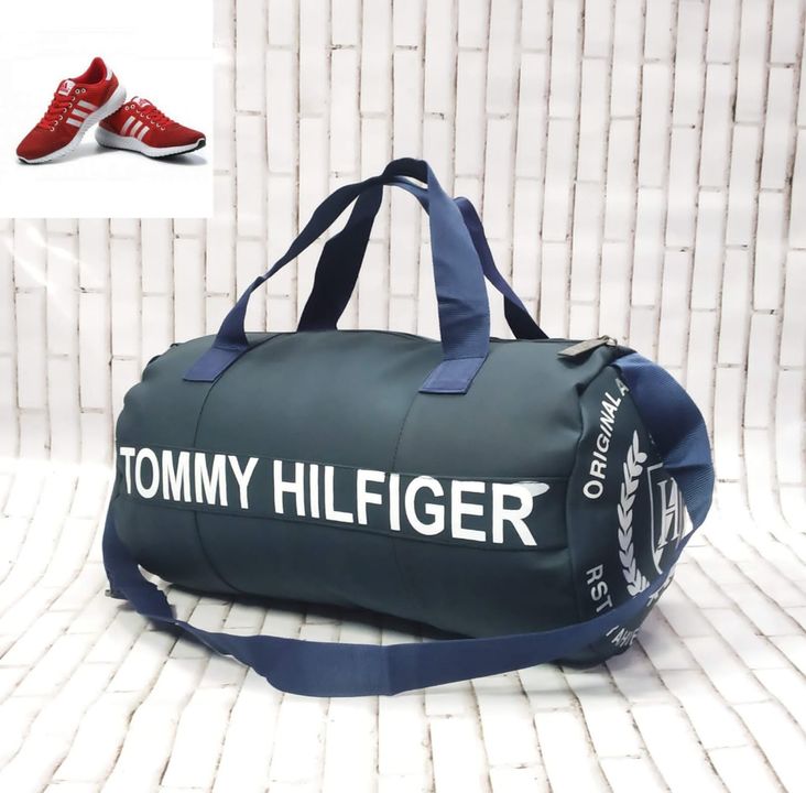 *TOMMY HILFIGER*

UNISEX GYM BAG

ATTACHED HANDLE AND SLING BELT

SYNTHETIC MATERIAL

SHOES COMPARTM uploaded by XENITH D UTH WORLD on 3/28/2022