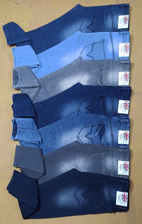 Post image *100% Original Joggers*
Brand :: Jack &amp; Jones Type :: JoggersFabric :: Sterchable Sizes :: 30 to 44Colours :: As per images Moq :: 50 / 100Rs :: ₹650 (fixed)