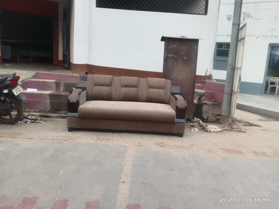 New wooden sofa uploaded by business on 3/29/2022
