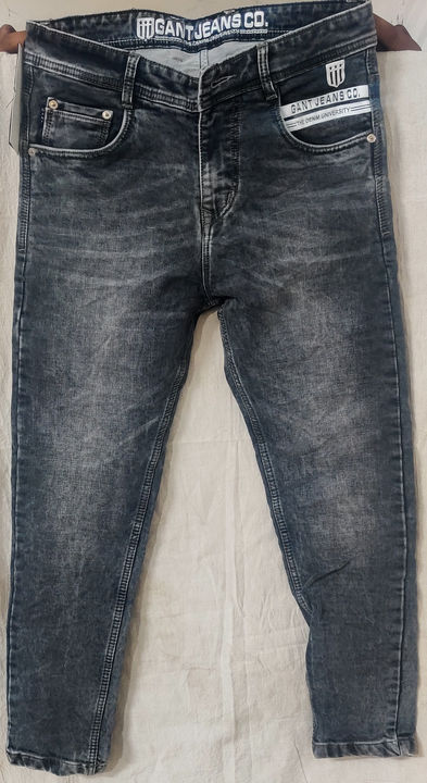Post image I want 50 pieces of I need og and first copy jeans in cheap rate.