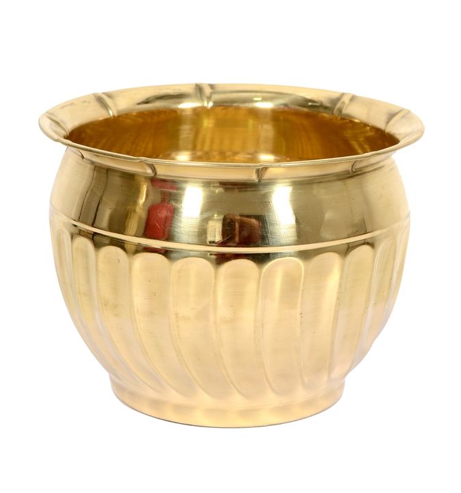 Pure Copper  Tulip Bed Side Jar 1600ML Weight: 450 Grams uploaded by business on 3/31/2022