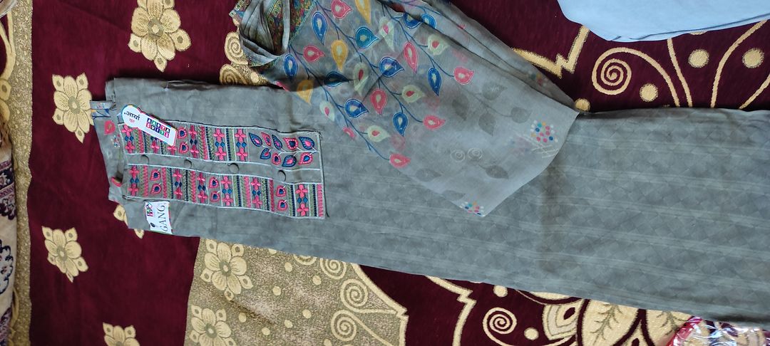 Pure cotton with printed shalwar uploaded by New looks fabrics on 4/3/2022