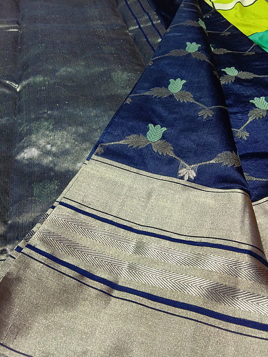 Pure handloom chanderi silk saree weaving border indigo blue and silvar uploaded by Chanderi handloom silk saree on 10/17/2020