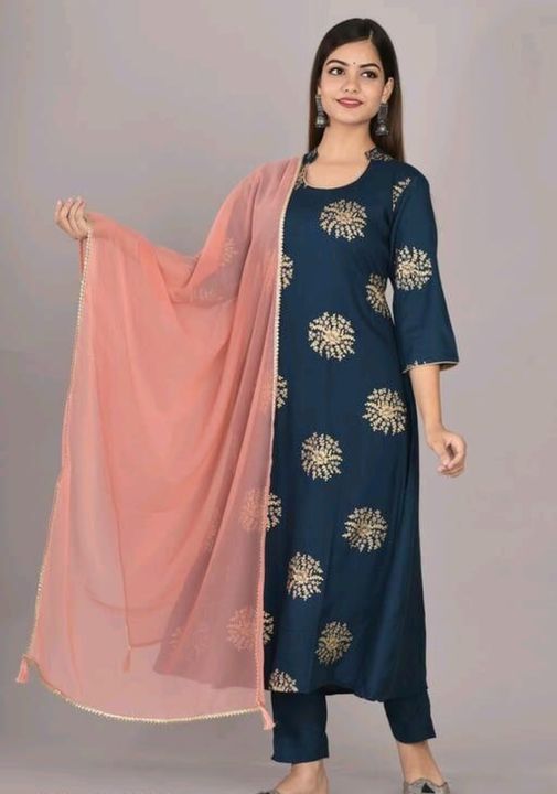 Women's rayon kurta pant set with dupatta uploaded by Balaji cotton house on 4/5/2022