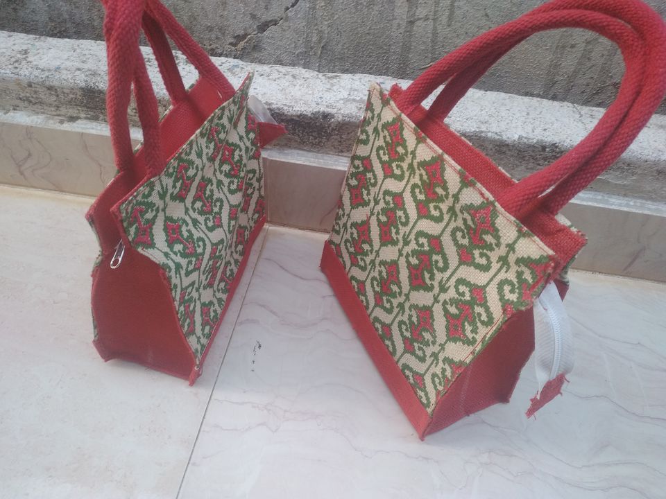 Product uploaded by MATHASREE JUTE BAGS on 4/8/2022