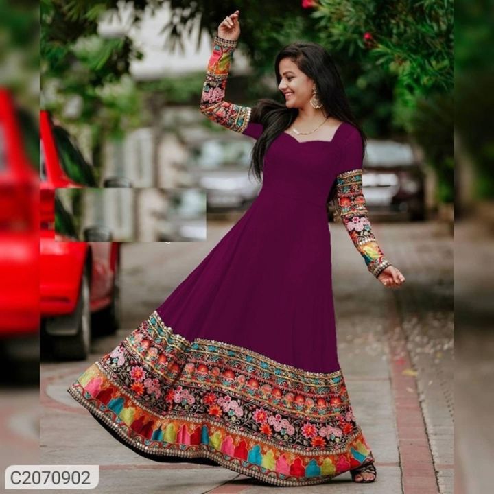 Attractive Solid Georgette Gown With Printed Border uploaded by business on 4/10/2022