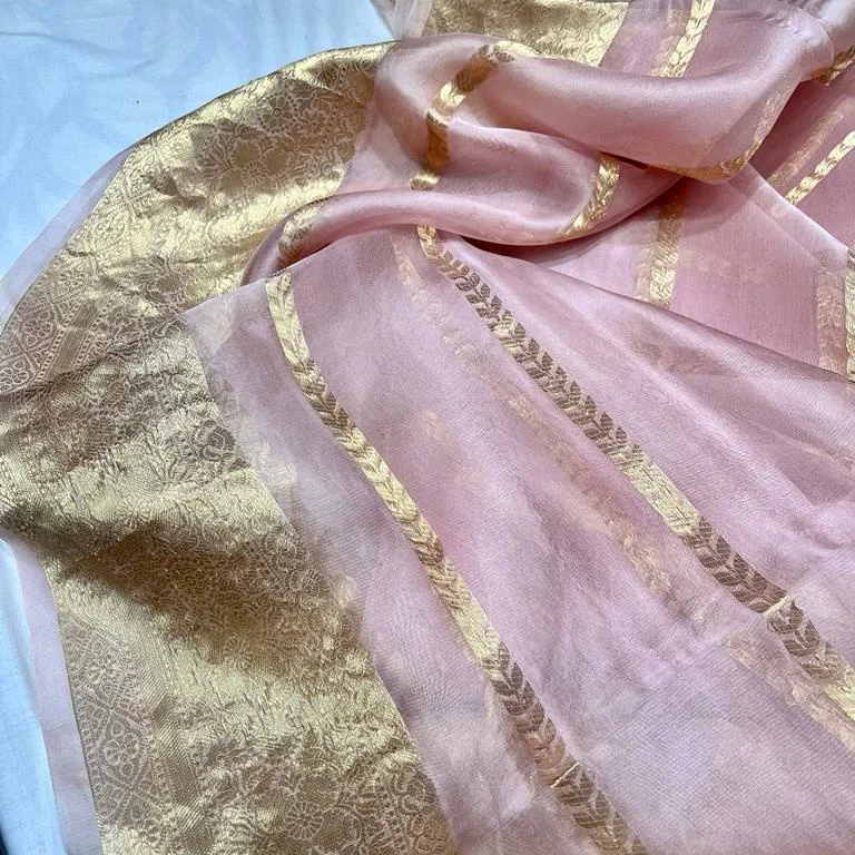 Banarasi kora organza silk saree  uploaded by business on 4/10/2022