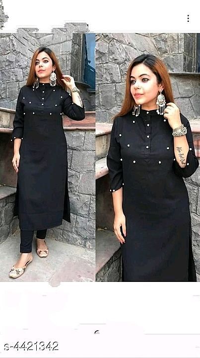 Kurti set with paint uploaded by business on 10/18/2020