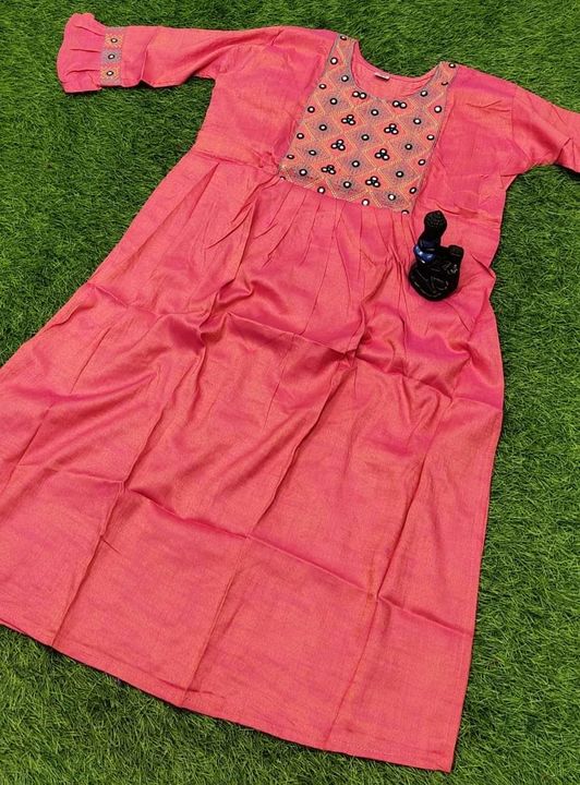Post image *New Tops summer coll coll collection*
*Pure handloom cloth cotton with demin Tops*
*Size XL.Xxl Available*

*Super quality*👌👌👌
550+S only price*🌹🌹🌹🌹🌹🌹🌹