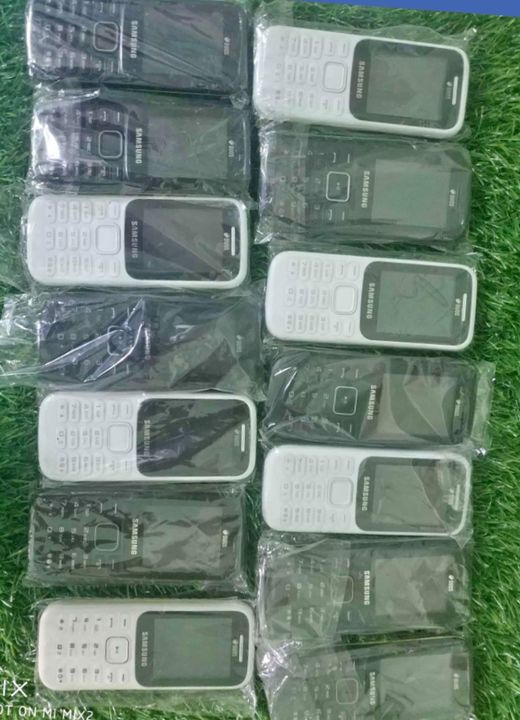 Post image Samsung guru music sm b310e mobile phone  New facial    on candition   good candition 100%               Without battery.   order available  oll India cash on delivery  COD  contact no 8637599660//7477435229