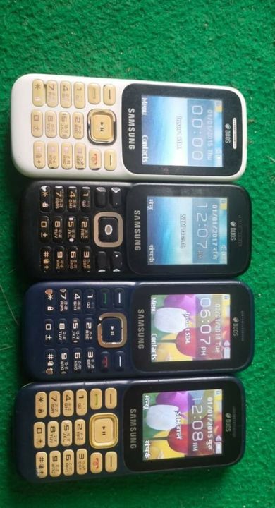 Post image Samsung guru music sm b310e mobile phones100% on &amp; good condition  Old facial    order available Oll India cash on delivery  Contact no. 8637599660//7477435229