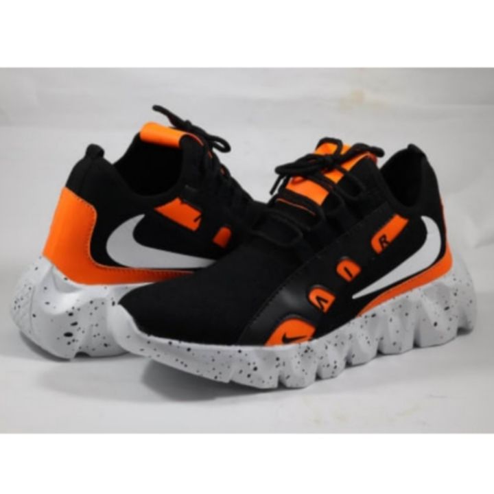 Treining & GYM Shoes For Men uploaded by business on 4/13/2022