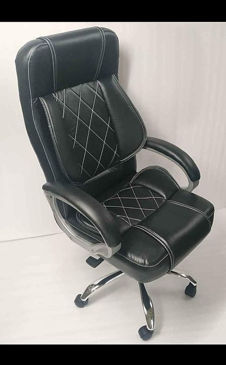 Black beauty boss chair uploaded by business on 10/19/2020