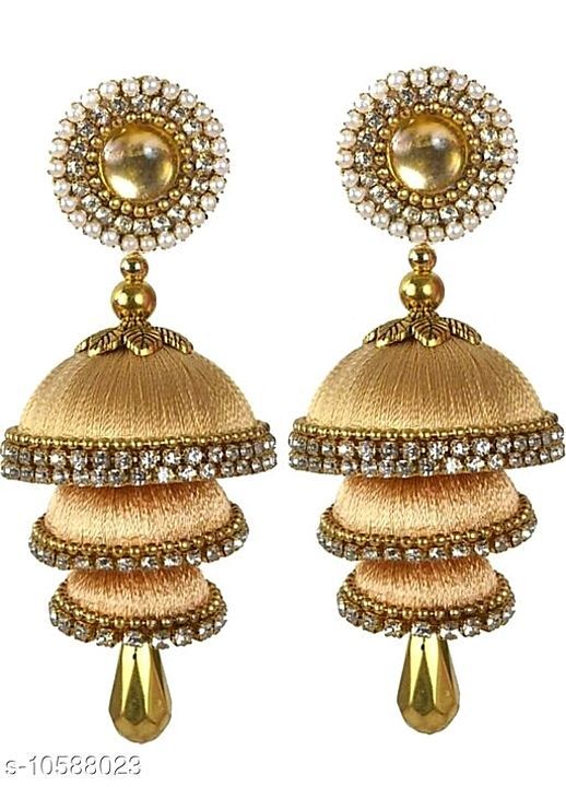 Catalog Name:*Trendy Girls Earrings*
Base Metal: Silk Thread
Plating: Gold Plated
Stone Type: Artifi uploaded by Online nand on 10/19/2020