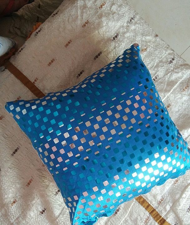 Diginer Coushions cover . Size 14*14
Blue color soft cloth  uploaded by business on 10/19/2020