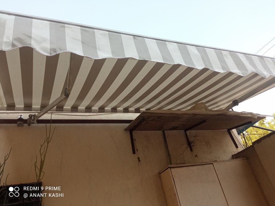 Standard Folding Shades Awnings uploaded by business on 4/14/2022