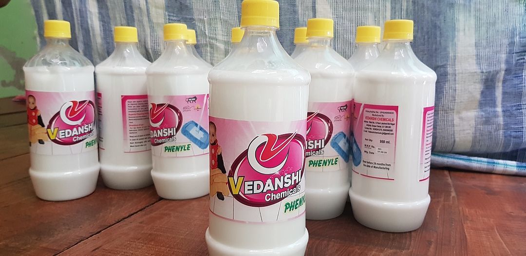 White Floor Cleaner uploaded by Vedanshi Chemicals on 10/19/2020