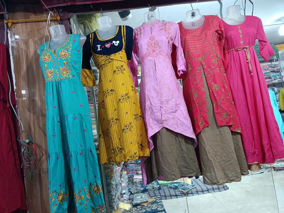 Product uploaded by Sanskriti Garments on 4/15/2022