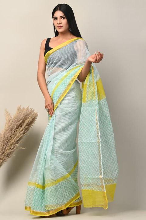 Post image ASSAM SILK SAREE
(Viscose bland with mustrise cotton silk finishing)
Fabric feel model silk or soft silk
Hand Block print 
Saree length 5.5 mtr 

Blouse.  90cm
Weight approx . 600 grm

Price . Rs. 1650/-