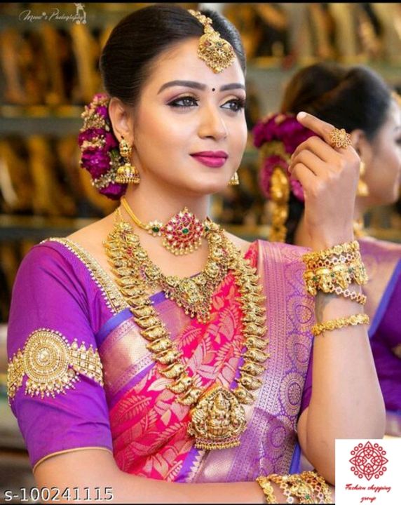 Post image Beautiful sarees on my fashion world online shopping 🛒🛒🛍️