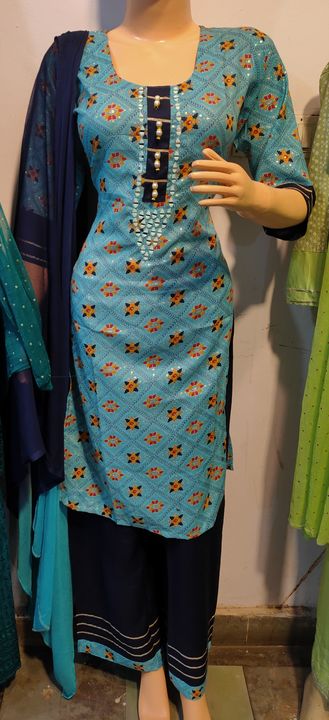 Kurti Set uploaded by Aaliya Fashion House on 4/17/2022