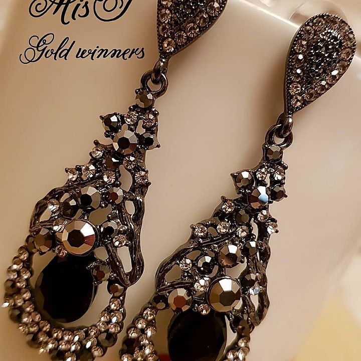 EARRING +SHIPPING  uploaded by business on 6/15/2020