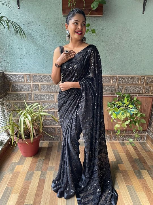 Saree uploaded by Heer fashion on 4/17/2022