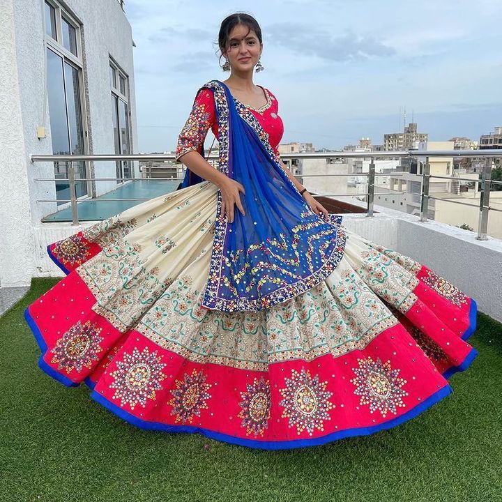 Choli uploaded by Mahadev fashion on 4/17/2022