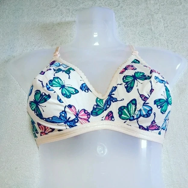 Printed bra uploaded by business on 4/17/2022