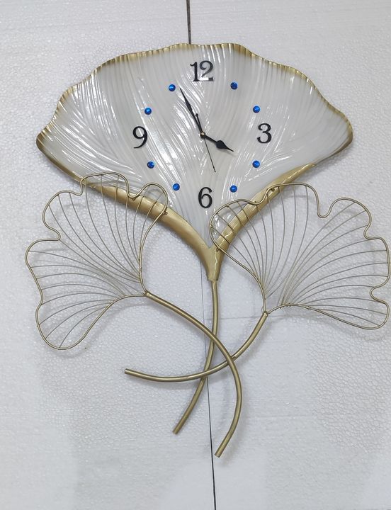 Flower Wall Clock  uploaded by business on 4/17/2022
