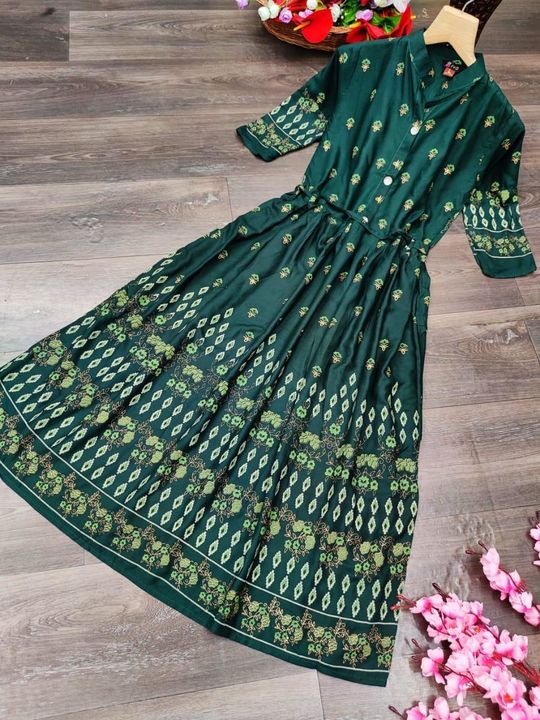 Post image *💃🛑BUMMPERRR DHAMAKAA SALE🛑💃*
*⭐new Lonching ⭐*
Catalogue name: *Rang Vol-3*
✨Details🧥Pattern: *Long gown *
👗Fabrics -  *Kurti Fabric- Reyon 14 kg With Foil print *
🎗Size - *M-(38),L(40),XL(42),*
☣Designs- *9 Pcs*
 🦚 *Rate :- 650
 🛑 *Weight :- 500Gm
*Reddy To Ship*
🏃‍♀🏃‍♂🏃‍♀🏃‍♂🏃‍♀🏃‍♂🏃‍♀🏃‍♂🏃‍♀🏃‍♂🏃‍♀🏃‍♂